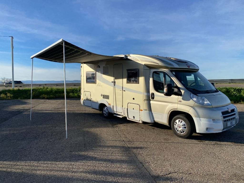 Fiat BURSTNER Privilège T615-DUCATO 130 M/Jet endommagé - Teilintegriertes Wohnmobil: das Bild 4 Fiat BURSTNER Privilège T615-DUCATO 130 M/Jet endommagé - Teilintegriertes Wohnmobil: das Bild 4