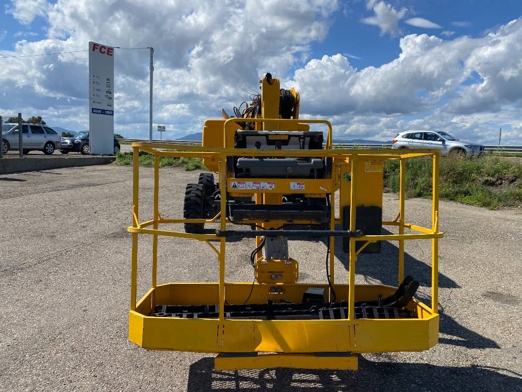 Haulotte HA16 RT/PRO-Certificat CE endommagée - Teleskopbühne: das Bild 3 Haulotte HA16 RT/PRO-Certificat CE endommagée - Teleskopbühne: das Bild 3