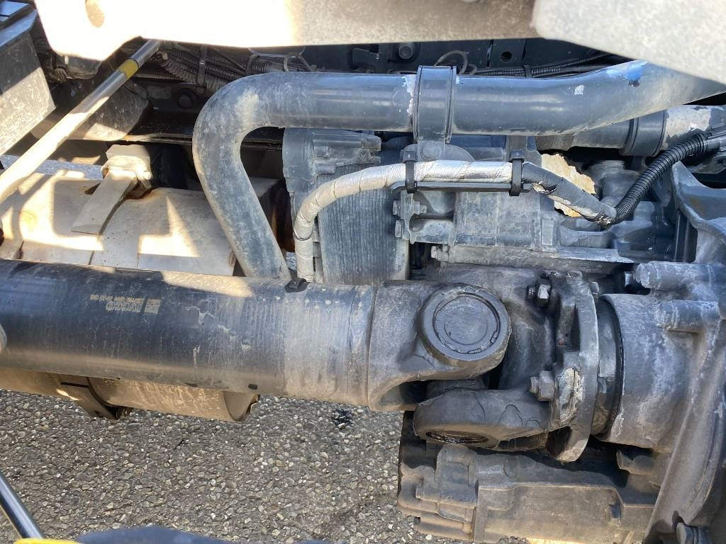 Fahrgestell LKW Iveco STRALIS 460NP LNG RETARDER: das Bild 13