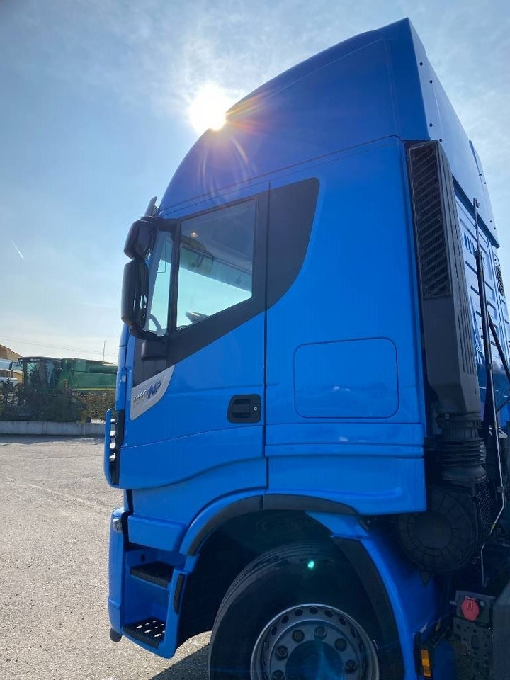 Fahrgestell LKW Iveco STRALIS 460NP LNG RETARDER: das Bild 32