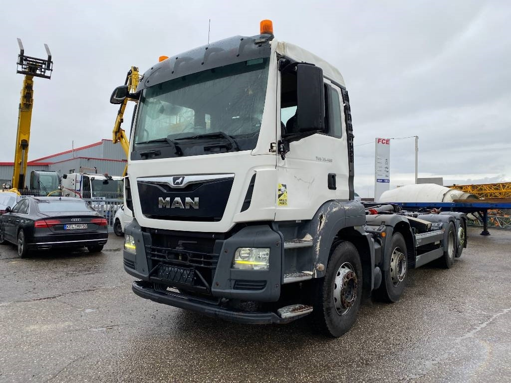Abrollkipper MAN TGS 35.460/RETARDER /DALBY: das Bild 42