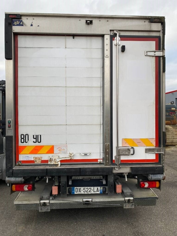 Renault D240 /LAMBERET/CARRIER 1150 *A REPARER* - Kühlkoffer LKW: das Bild 5 Renault D240 /LAMBERET/CARRIER 1150 *A REPARER* - Kühlkoffer LKW: das Bild 5