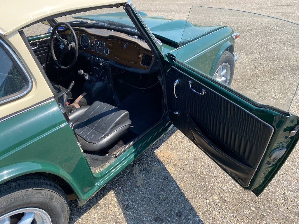 PKW Triumph TR4-A + Hard Top / OldTimer endommagé: das Bild 43