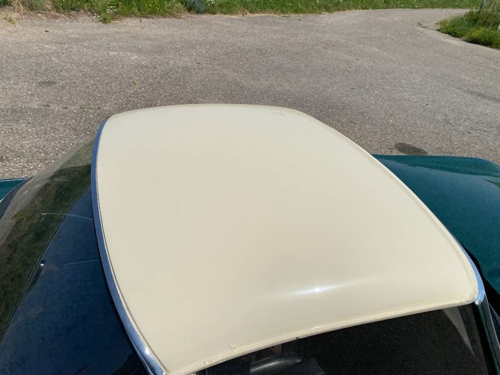 PKW Triumph TR4-A + Hard Top / OldTimer endommagé: das Bild 42