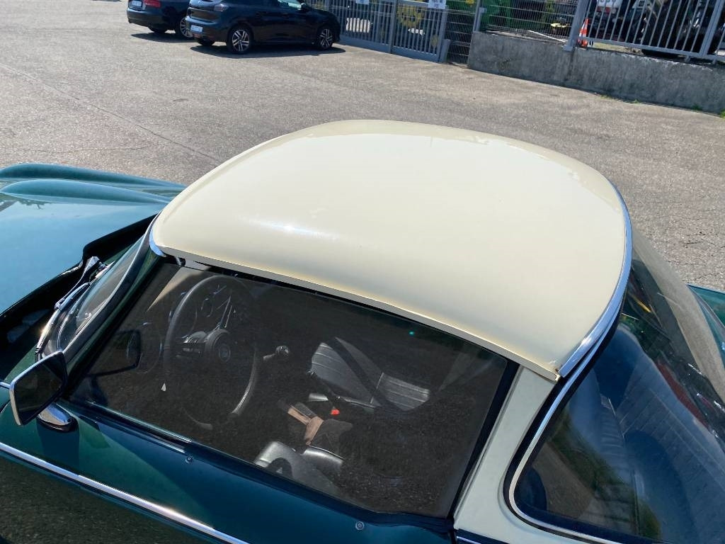 PKW Triumph TR4-A + Hard Top / OldTimer endommagé: das Bild 26