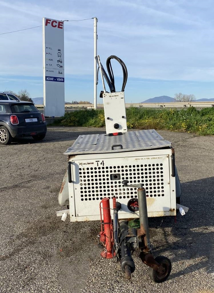 X CALIBRE T4P 1er Main endommagée - Bohrgerät: das Bild 2 X CALIBRE T4P 1er Main endommagée - Bohrgerät: das Bild 2