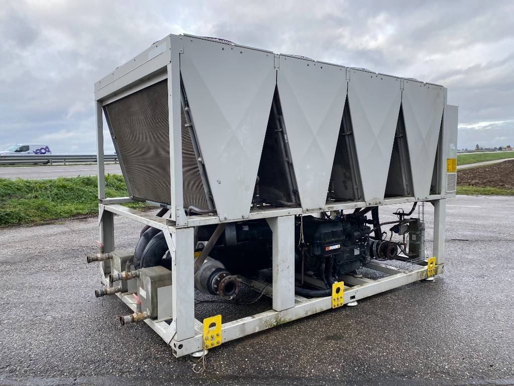 Daikin Groupe de Climatisation EWAD450STZ-SL B2+OP - Baugeräte: das Bild 4 Daikin Groupe de Climatisation EWAD450STZ-SL B2+OP - Baugeräte: das Bild 4