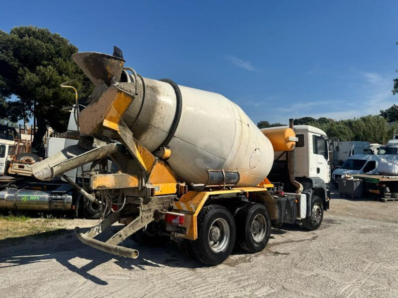 MAN TGA 26.350 - Fahrmischer: das Bild 4 MAN TGA 26.350 - Fahrmischer: das Bild 4