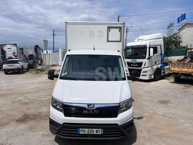 MAN TGE 5.180 - Koffer Transporter: das Bild 2 MAN TGE 5.180 - Koffer Transporter: das Bild 2