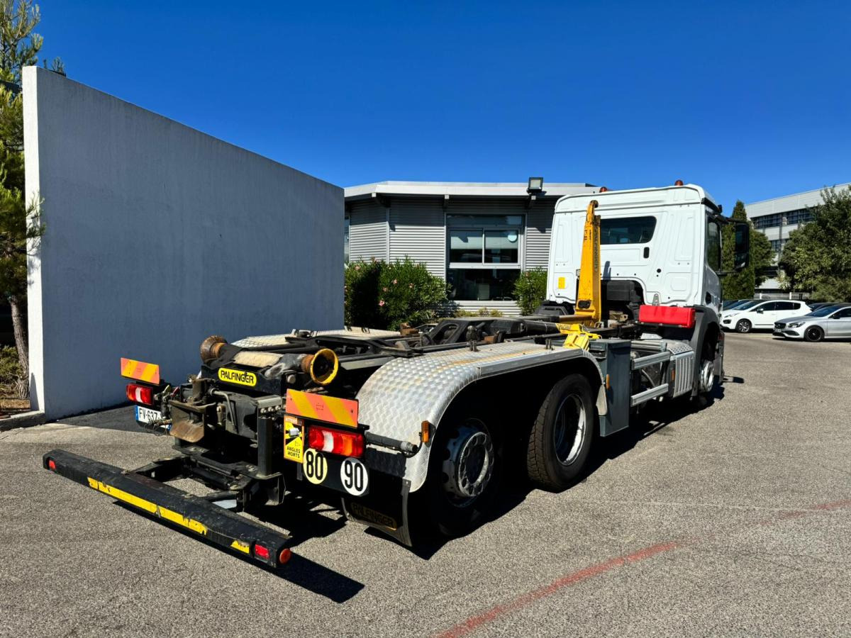 Mercedes Actros 2540 - Abrollkipper: das Bild 5 Mercedes Actros 2540 - Abrollkipper: das Bild 5