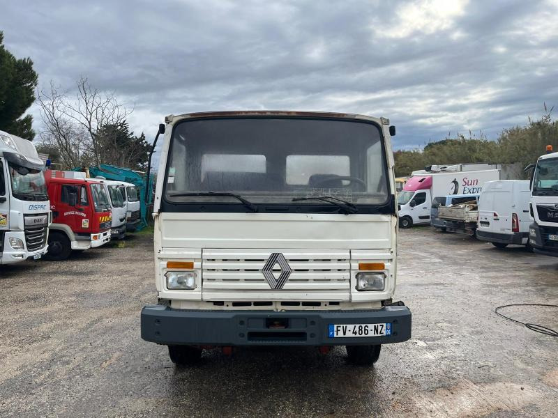 Renault Midliner 140 - Kipper: das Bild 2 Renault Midliner 140 - Kipper: das Bild 2