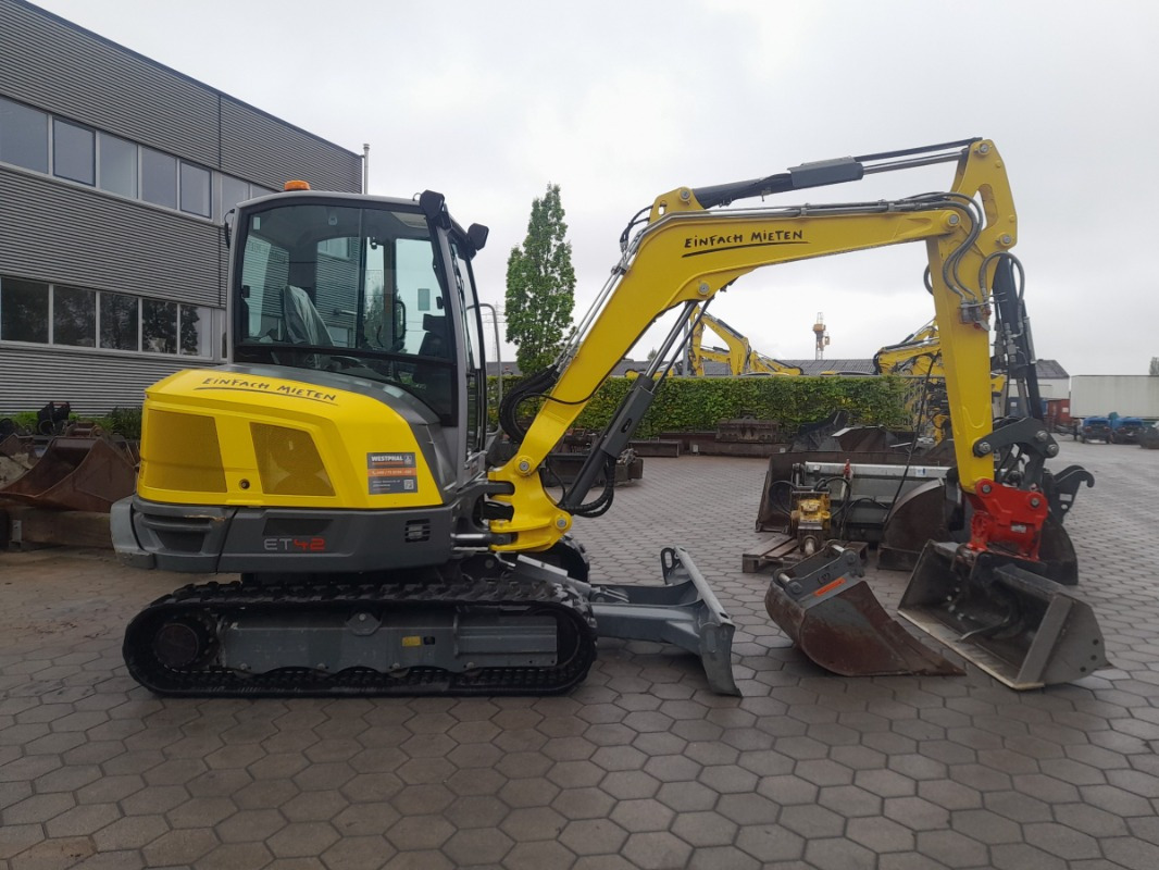 Neuson ET42 - Minibagger: das Bild 2 Neuson ET42 - Minibagger: das Bild 2