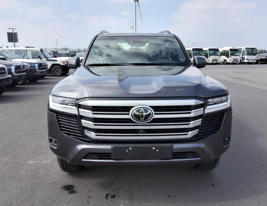 Toyota Land Cruiser 300 V6 VXR ZX 7 SEATERS / PLACES 3.5L Petrol Automatic AEOB - PKW: das Bild 2 Toyota Land Cruiser 300 V6 VXR ZX 7 SEATERS / PLACES 3.5L Petrol Automatic AEOB - PKW: das Bild 2