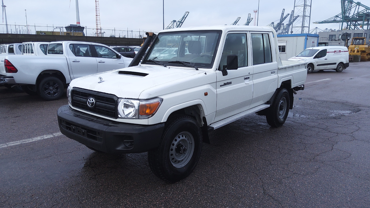 NEU: PKW Toyota Land cruiser 79 vdj v8 79 double cabin 4.5L Turbo Diesel Manual: das Bild 1
