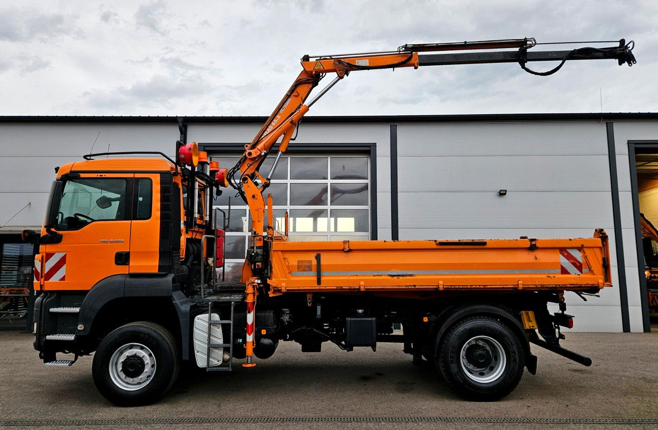 MAN TGS 18.320 4x4 BL Atlas 65.2 Kran Euro5 - Kipper, Autokran: das Bild 2 MAN TGS 18.320 4x4 BL Atlas 65.2 Kran Euro5 - Kipper, Autokran: das Bild 2
