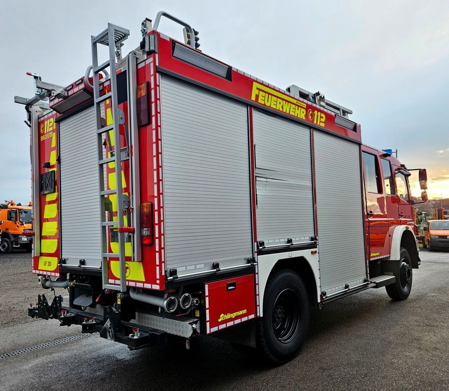 Mercedes-Benz Atego 1529 4x4 Feuerwehr Schlingmann LF20 - Feuerwehrfahrzeug: das Bild 2 Mercedes-Benz Atego 1529 4x4 Feuerwehr Schlingmann LF20 - Feuerwehrfahrzeug: das Bild 2