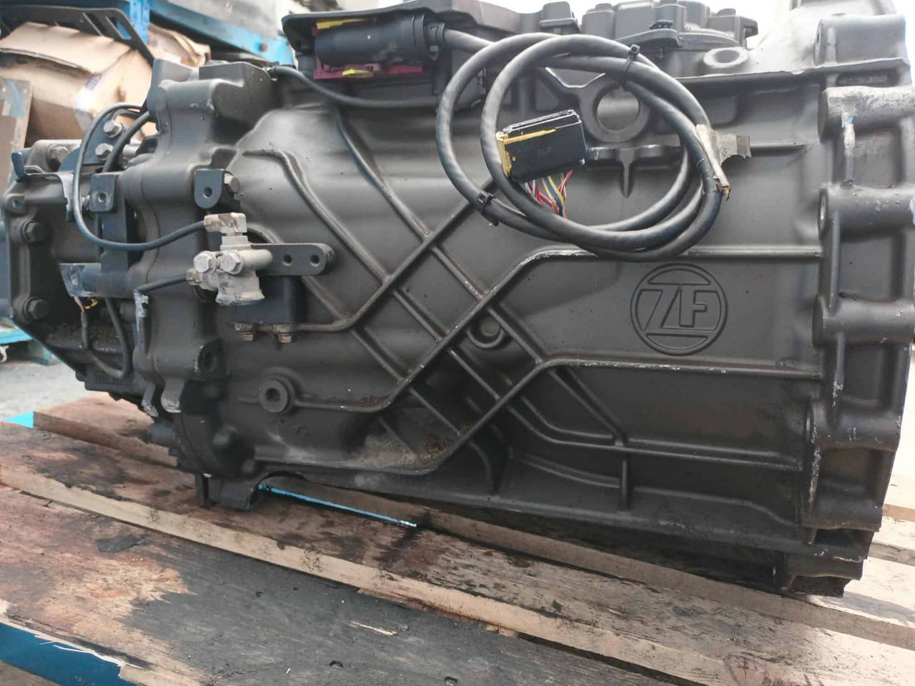 Cambio Traxon 12TX2211TD DAF E6 - Getriebe: das Bild 4 Cambio Traxon 12TX2211TD DAF E6 - Getriebe: das Bild 4