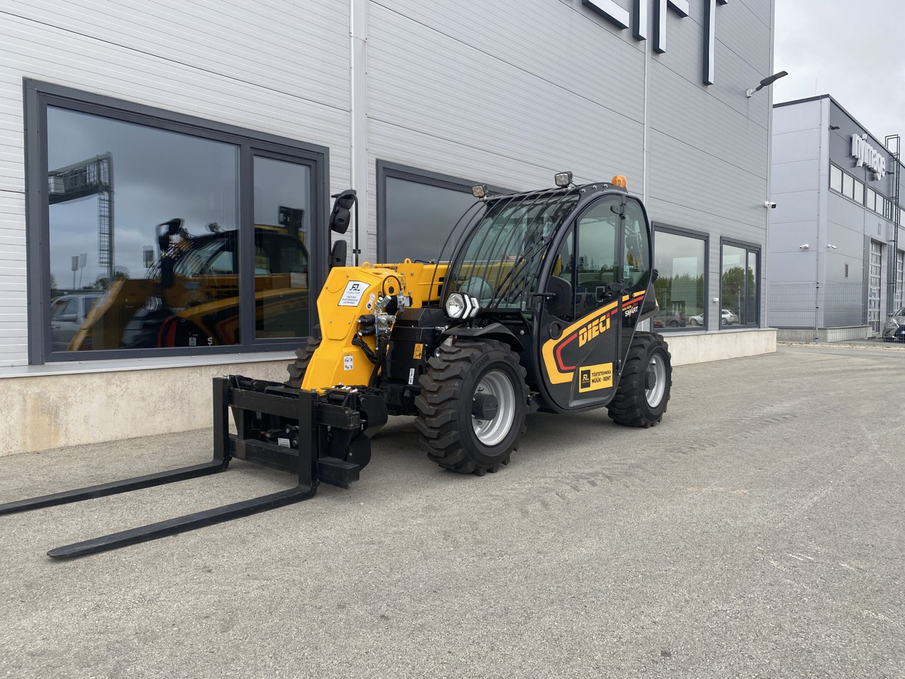 Dieci Mini Agri 20.4 SMART 37 kW - Teleskoplader: das Bild 1 Dieci Mini Agri 20.4 SMART 37 kW - Teleskoplader: das Bild 1