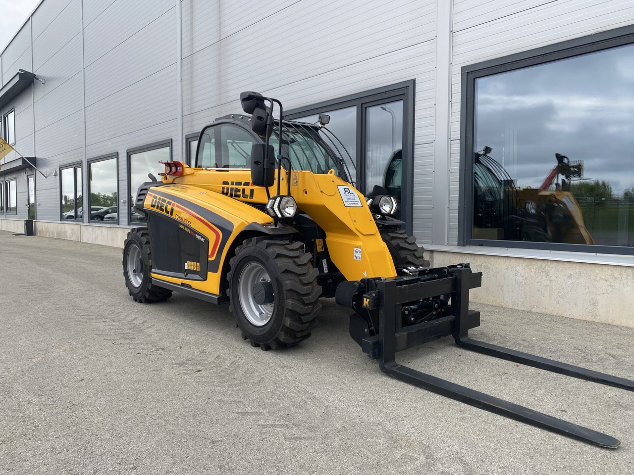 Dieci Mini Agri 20.4 SMART 37 kW - Teleskoplader: das Bild 3 Dieci Mini Agri 20.4 SMART 37 kW - Teleskoplader: das Bild 3