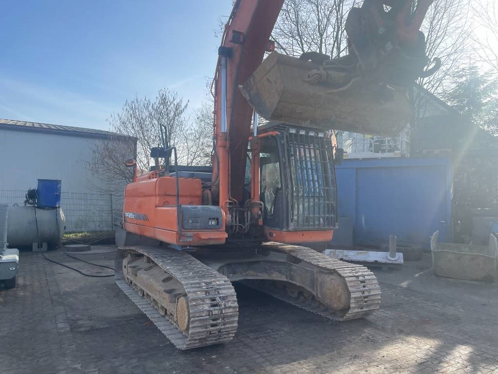 Doosan EXCA - Kettenbagger: das Bild 2 Doosan EXCA - Kettenbagger: das Bild 2