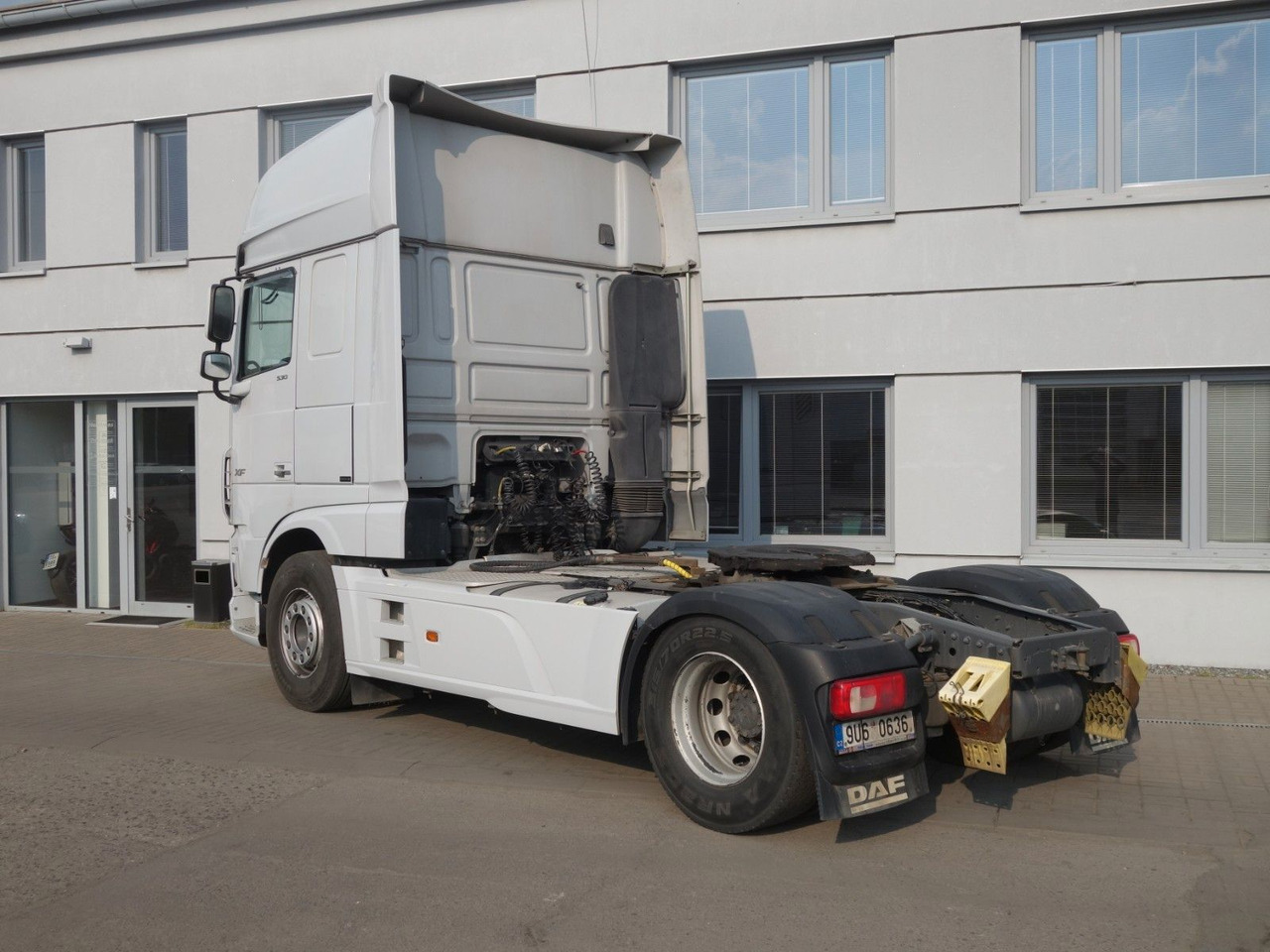 DAF XF 530 SSC Standard, Hydraulik - Sattelzugmaschine: das Bild 3 DAF XF 530 SSC Standard, Hydraulik - Sattelzugmaschine: das Bild 3
