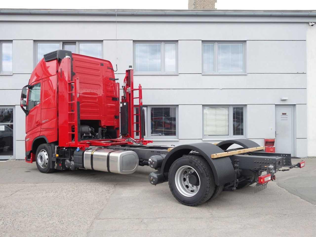 Volvo FH 13 XL 460 TC Neue fur Kassbohrer - Autotransporter LKW: das Bild 4 Volvo FH 13 XL 460 TC Neue fur Kassbohrer - Autotransporter LKW: das Bild 4