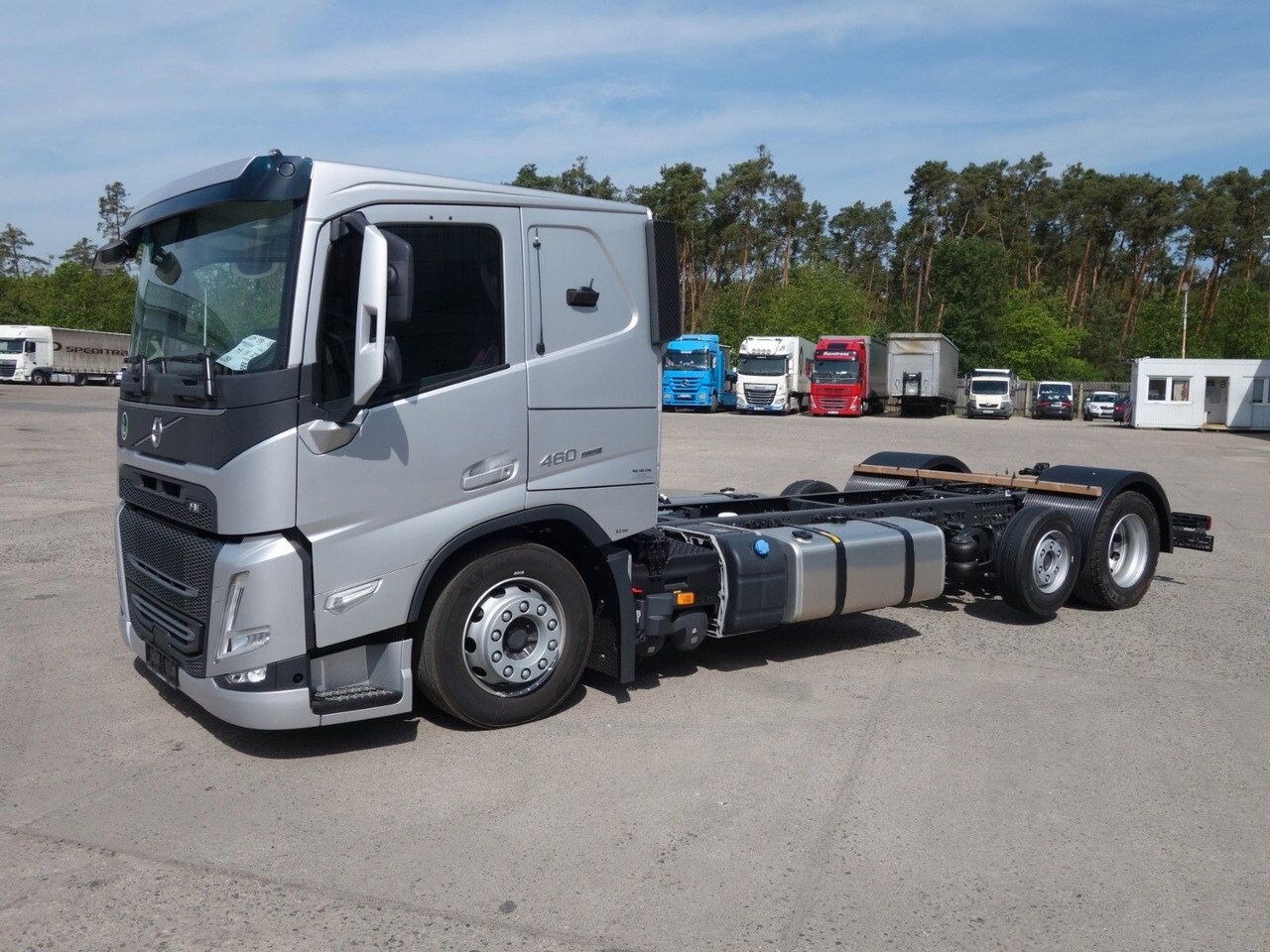 Volvo FM 460 FM13 6x2 Neue RTO , Kassbohrer, Rolfo, Rimo - Fahrgestell LKW: das Bild 2 Volvo FM 460 FM13 6x2 Neue RTO , Kassbohrer, Rolfo, Rimo - Fahrgestell LKW: das Bild 2