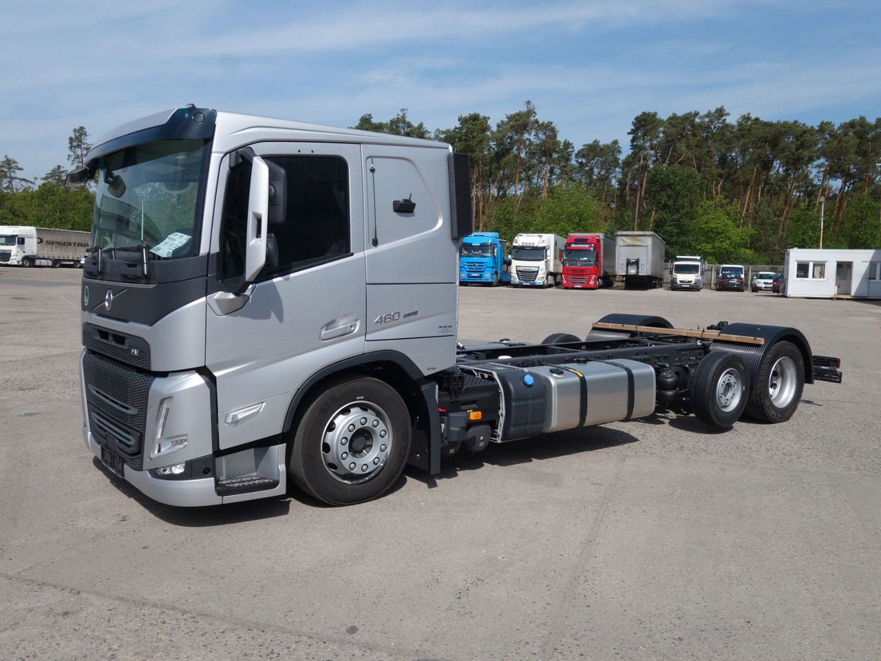 Volvo FM13 460 6x2 Neue RTO , Kassbohrer, Rolfo, Rimo - Autotransporter LKW: das Bild 2 Volvo FM13 460 6x2 Neue RTO , Kassbohrer, Rolfo, Rimo - Autotransporter LKW: das Bild 2