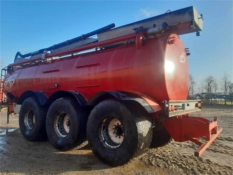 AP GV 25 - Güllefass: das Bild 5 AP GV 25 - Güllefass: das Bild 5