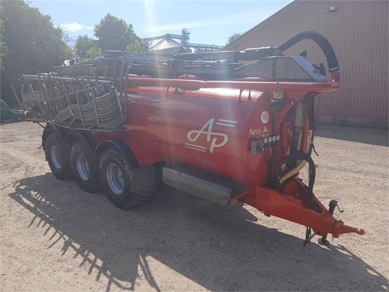 AP GV 25 m. 24 meter AP slangebom - Güllefass: das Bild 2 AP GV 25 m. 24 meter AP slangebom - Güllefass: das Bild 2