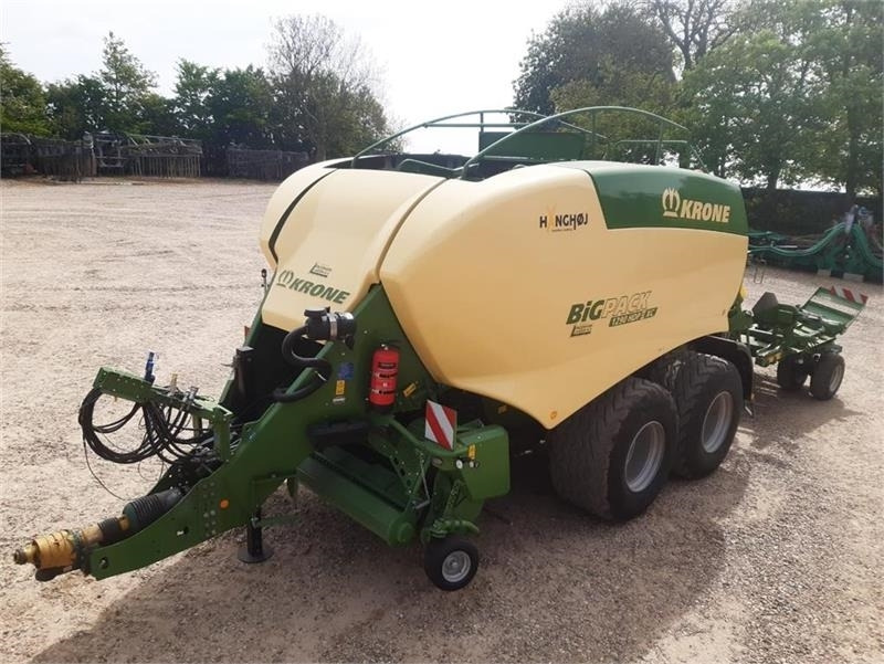 Krone Big Pack 1290 HDP II XC m. Balecollect 1230 - Packenpresse: das Bild 1 Krone Big Pack 1290 HDP II XC m. Balecollect 1230 - Packenpresse: das Bild 1