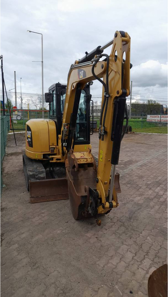 CAT 305E2CR - Kettenbagger: das Bild 2 CAT 305E2CR - Kettenbagger: das Bild 2