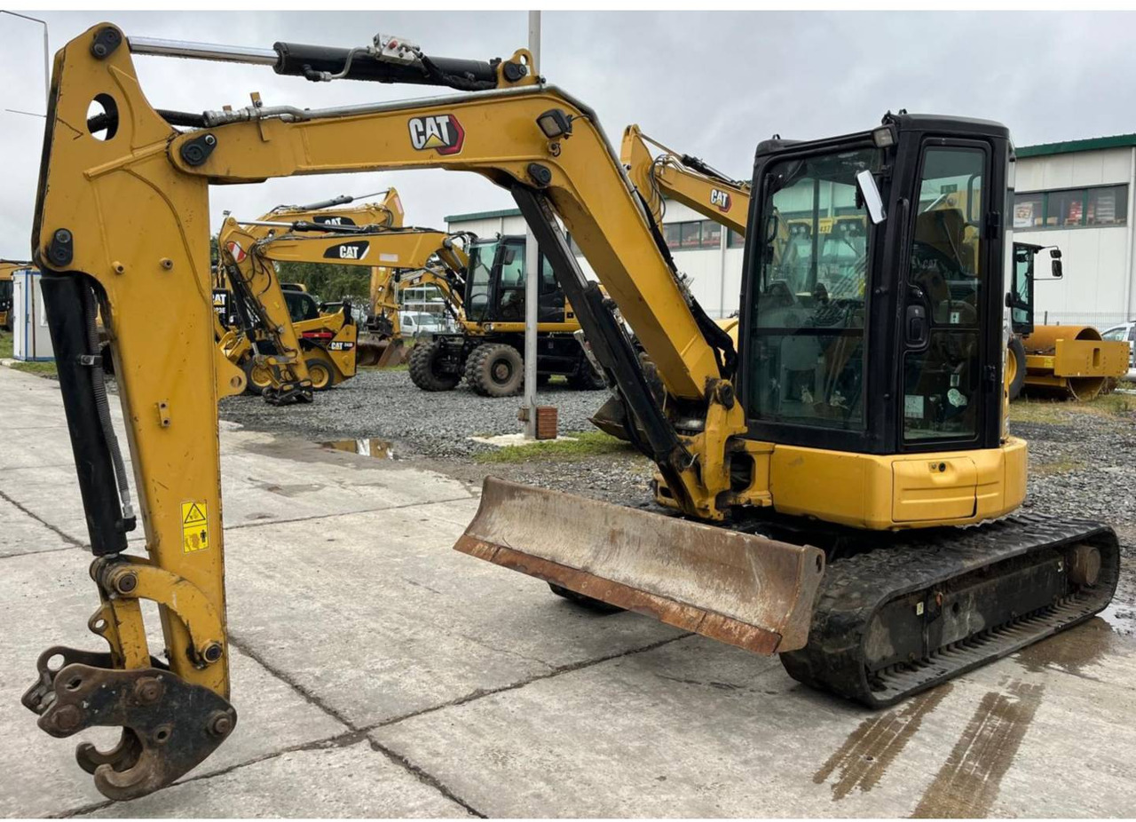 CAT 305E2CR - Kettenbagger: das Bild 1 CAT 305E2CR - Kettenbagger: das Bild 1