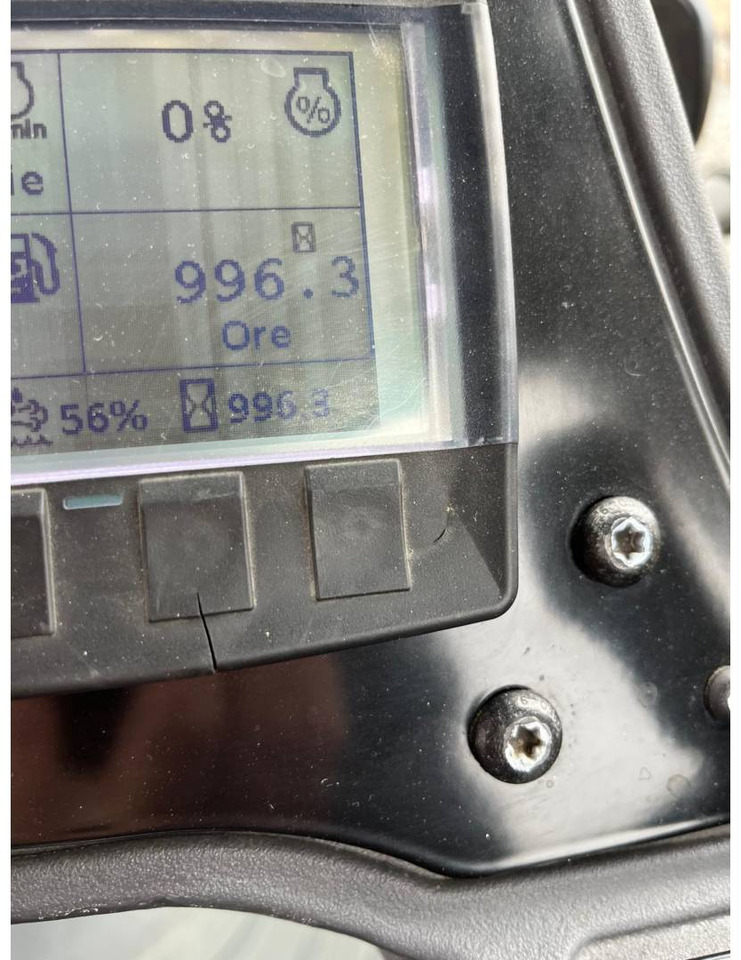CAT CS64B - Walzenzug: das Bild 5 CAT CS64B - Walzenzug: das Bild 5