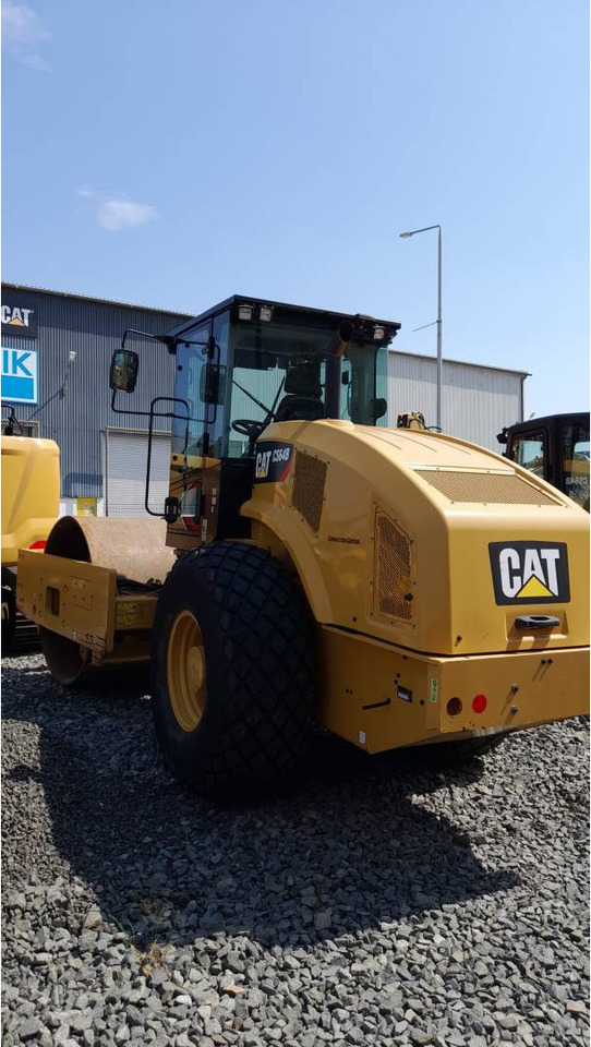 CAT CS64B - Walzenzug: das Bild 4 CAT CS64B - Walzenzug: das Bild 4