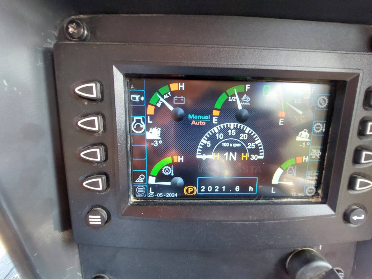 DRESSTA NORTH AMERICA TD-15M - Bulldozer: das Bild 5 DRESSTA NORTH AMERICA TD-15M - Bulldozer: das Bild 5