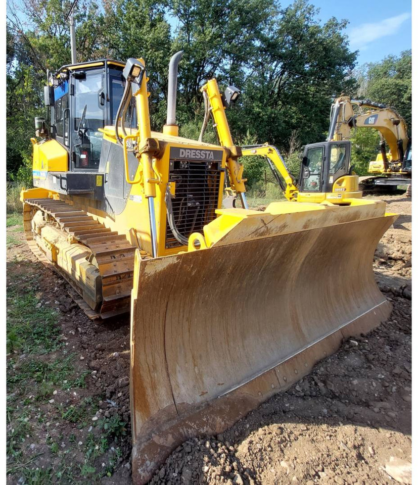DRESSTA NORTH AMERICA TD-15M - Bulldozer: das Bild 2 DRESSTA NORTH AMERICA TD-15M - Bulldozer: das Bild 2