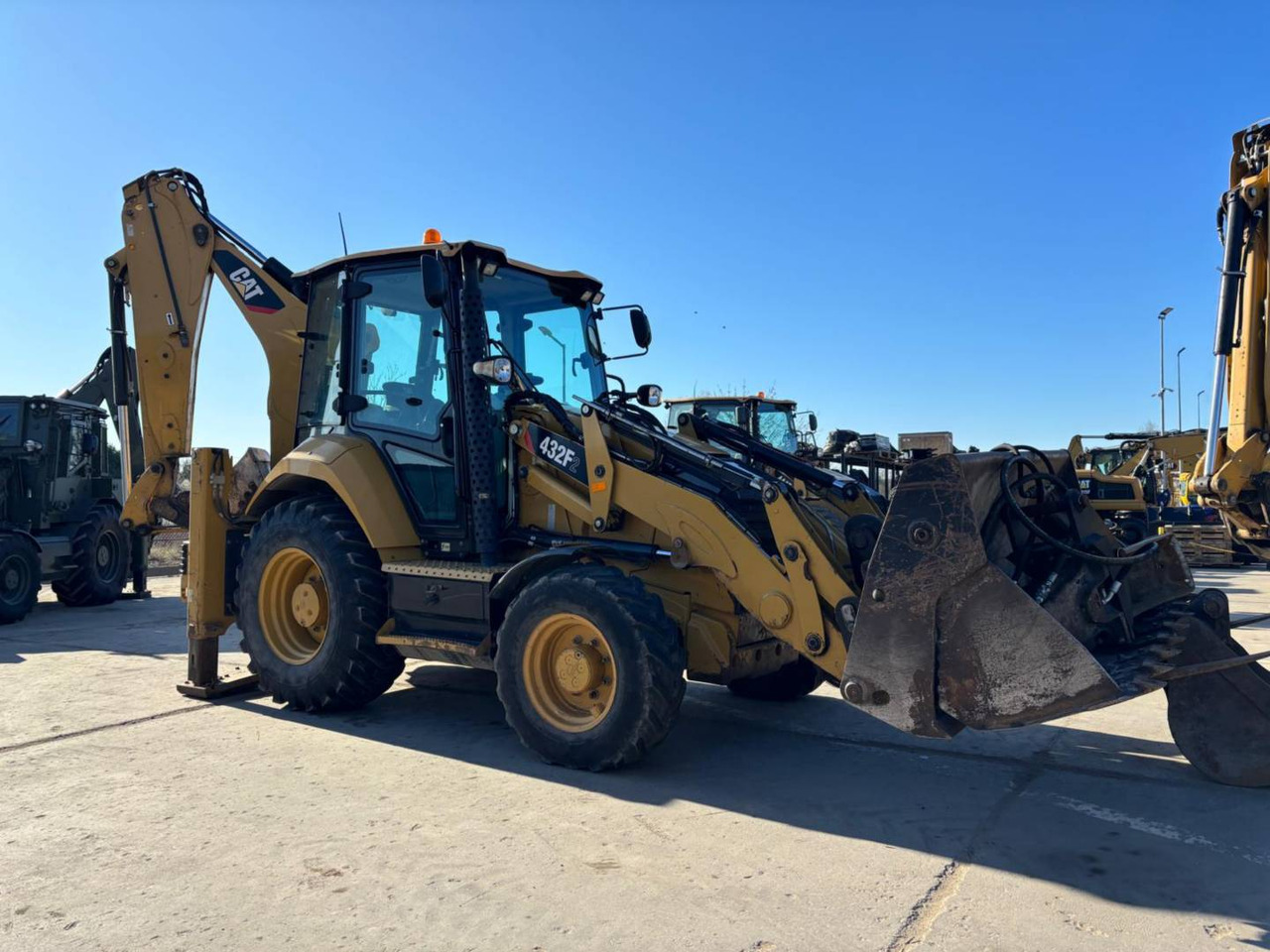 CAT 432F2 - Baggerlader: das Bild 2 CAT 432F2 - Baggerlader: das Bild 2