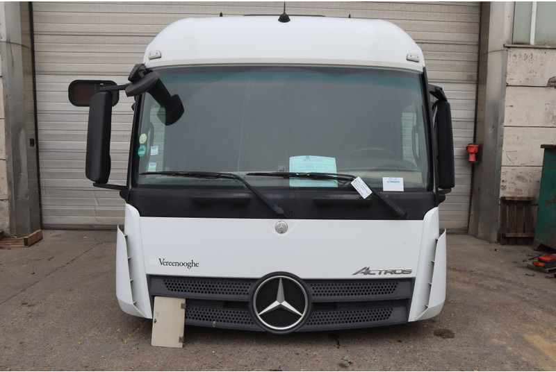 Mercedes-Benz L-STREAMSPACE 2.3MM 170 TUNNEL - Fahrerhaus und Interieur für LKW: das Bild 1 Mercedes-Benz L-STREAMSPACE 2.3MM 170 TUNNEL - Fahrerhaus und Interieur für LKW: das Bild 1