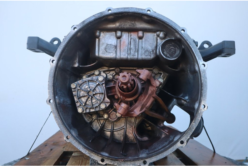 ZF 12AS1210OD TGM - Getriebe für LKW: das Bild 2 ZF 12AS1210OD TGM - Getriebe für LKW: das Bild 2