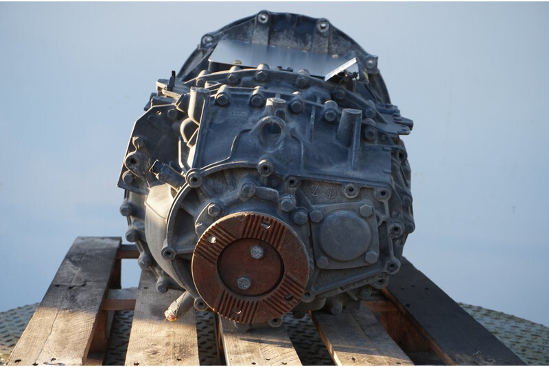 ZF 12AS2330DD TGX - Getriebe für LKW: das Bild 4 ZF 12AS2330DD TGX - Getriebe für LKW: das Bild 4