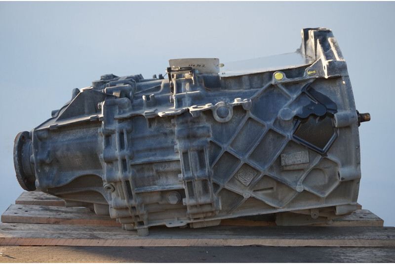 ZF 12AS2330DD TGX - Getriebe für LKW: das Bild 3 ZF 12AS2330DD TGX - Getriebe für LKW: das Bild 3