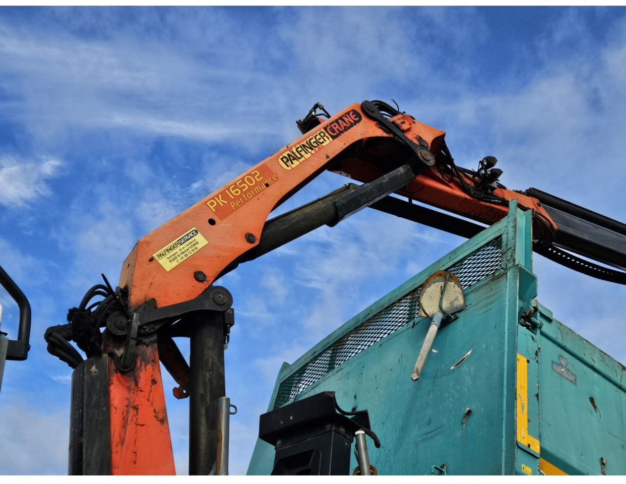Kipper MAN TGA 33.360 TIPPER 3 SIDE CRANE PALFINGER 16502 *REMOTE CONTROL: das Bild 9