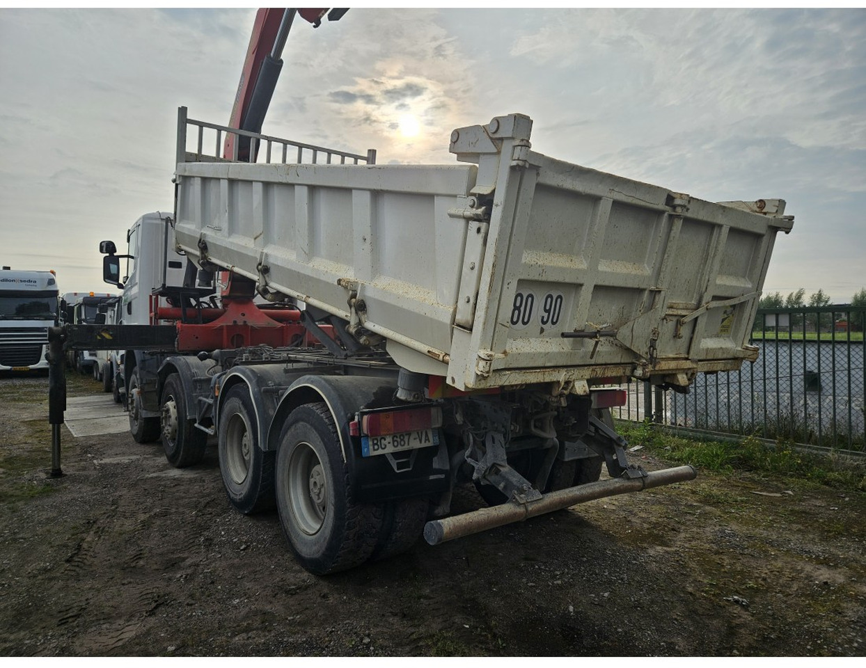 Scania R420 8x4 Tipper Crane Palfinger 23500 - Kipper, Autokran: das Bild 4 Scania R420 8x4 Tipper Crane Palfinger 23500 - Kipper, Autokran: das Bild 4