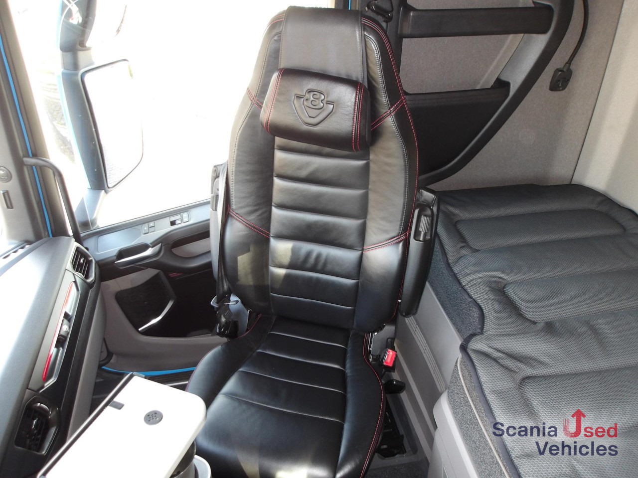 SCANIA S 590 NB - V8 - FULL AIR - HYDRAULIK - LEDER - - Sattelzugmaschine: das Bild 3 SCANIA S 590 NB - V8 - FULL AIR - HYDRAULIK - LEDER - - Sattelzugmaschine: das Bild 3