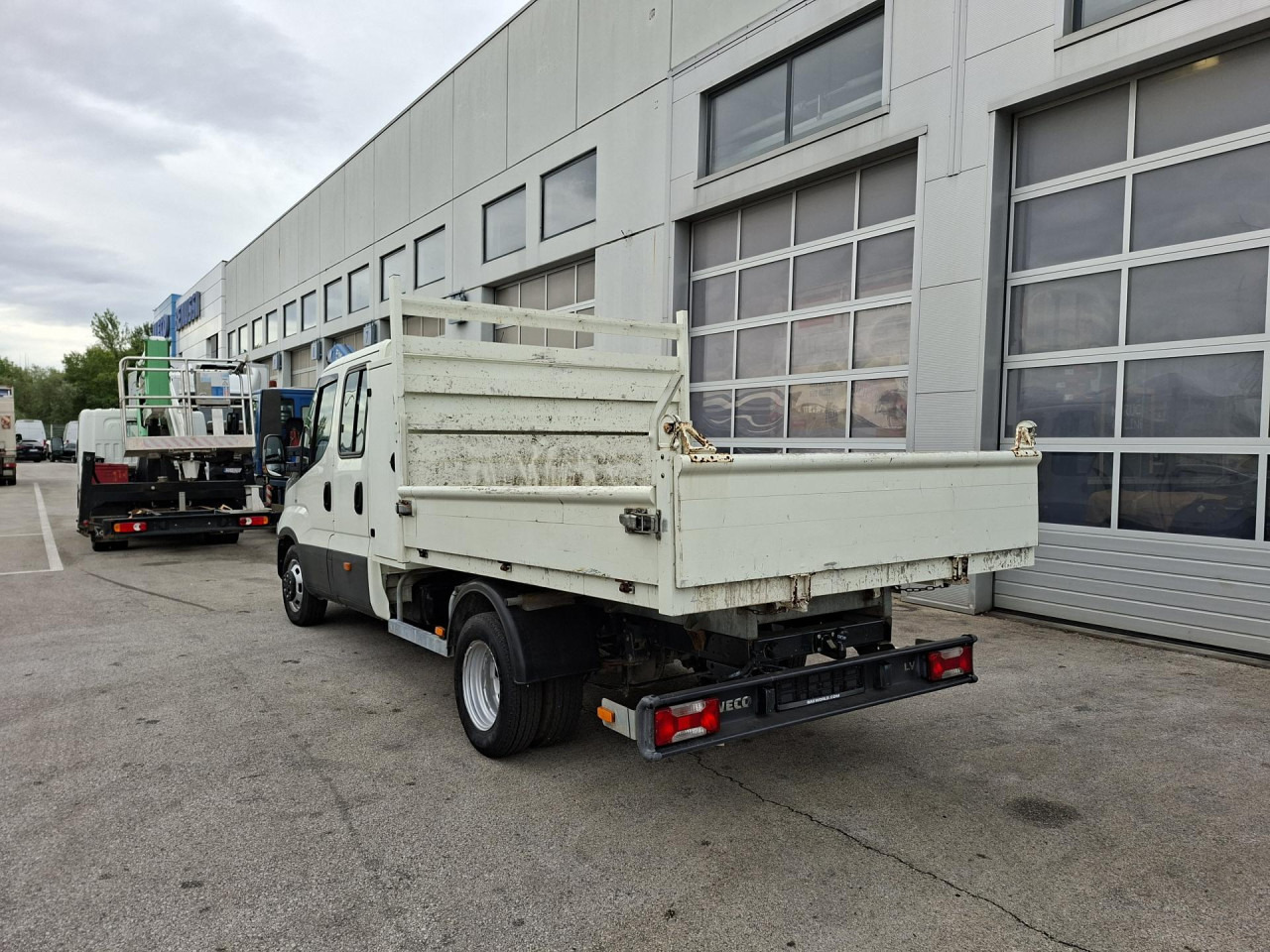 IVECO Daily 35C12D - Kipper Transporter, Transporter mit Doppelkabine: das Bild 4 IVECO Daily 35C12D - Kipper Transporter, Transporter mit Doppelkabine: das Bild 4