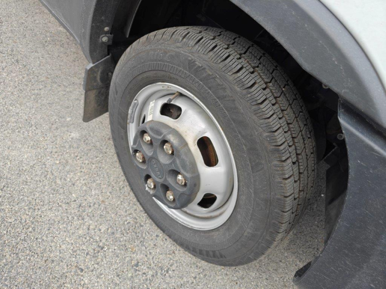 IVECO Daily 35C16H - Kastenwagen: das Bild 2 IVECO Daily 35C16H - Kastenwagen: das Bild 2