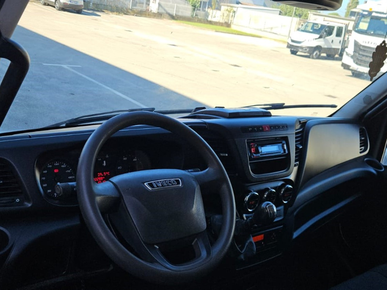 IVECO Daily 65C15 - Personentransporter: das Bild 5 IVECO Daily 65C15 - Personentransporter: das Bild 5