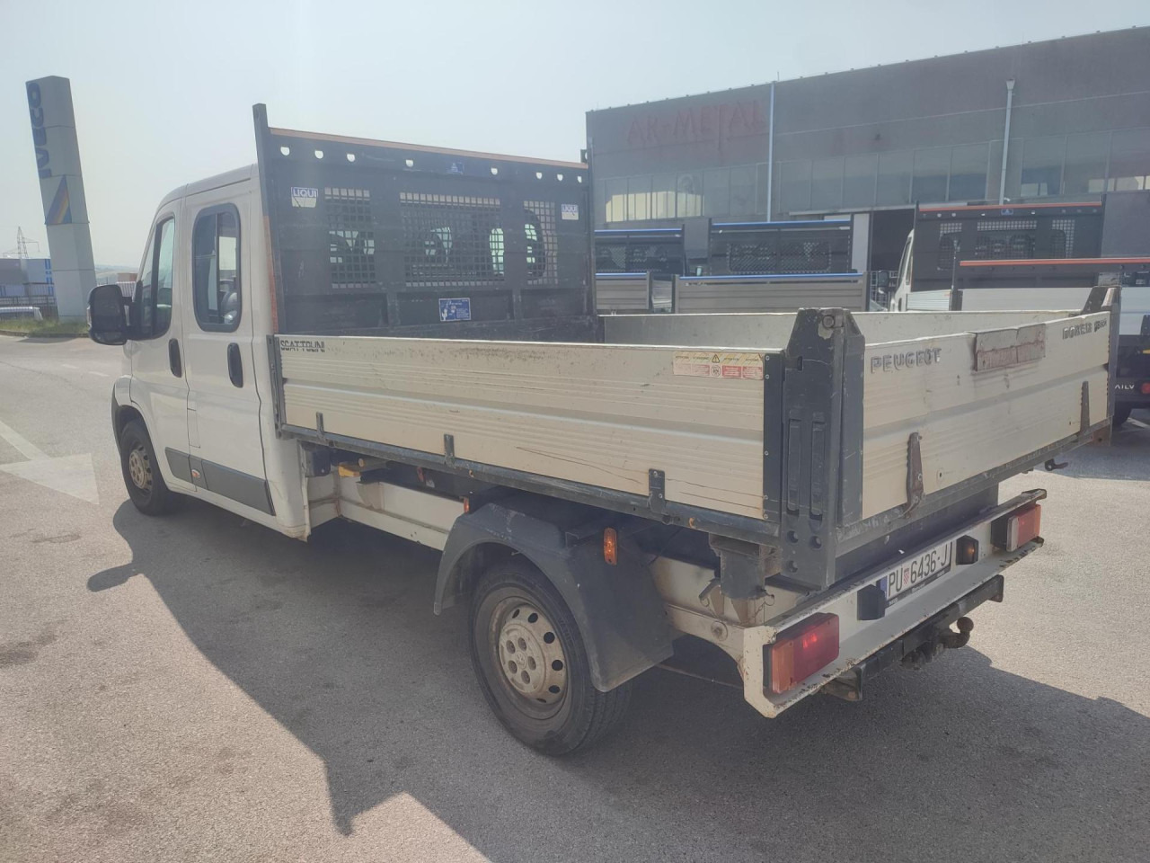 PEUGEOT Boxer 2.2 HDI - Kipper Transporter, Transporter mit Doppelkabine: das Bild 3 PEUGEOT Boxer 2.2 HDI - Kipper Transporter, Transporter mit Doppelkabine: das Bild 3