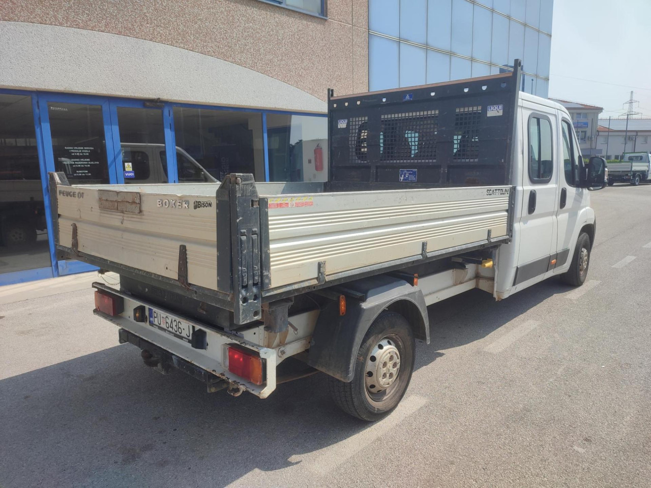 PEUGEOT Boxer 2.2 HDI - Kipper Transporter, Transporter mit Doppelkabine: das Bild 4 PEUGEOT Boxer 2.2 HDI - Kipper Transporter, Transporter mit Doppelkabine: das Bild 4